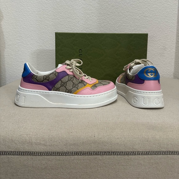 Gucci GG Multicolored Monogram Sneakers - Picture 3 of 6